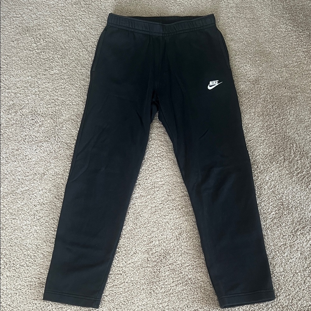 Nike Men’s Black Sweatpants